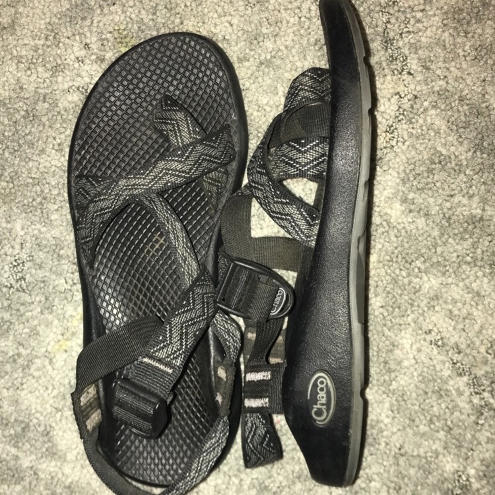 Size 8 Women’s Chacos!